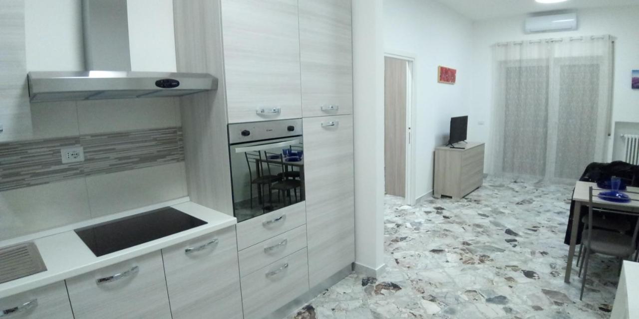 Station Suite Bari Eksteriør bilde