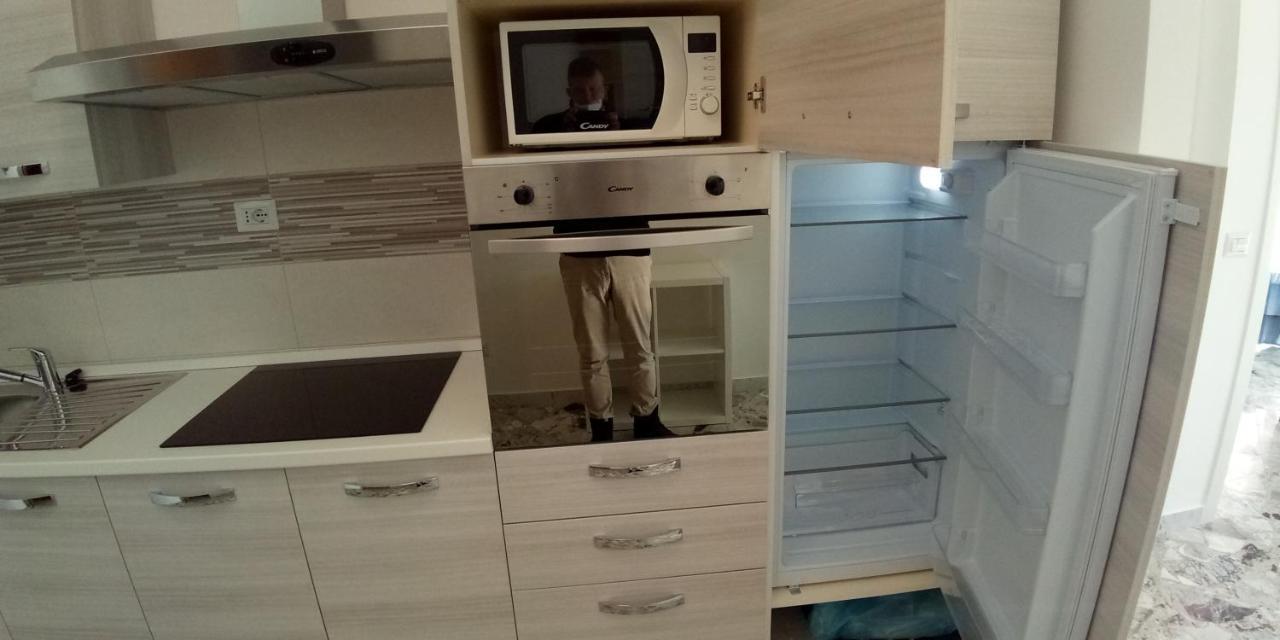 Station Suite Bari Eksteriør bilde