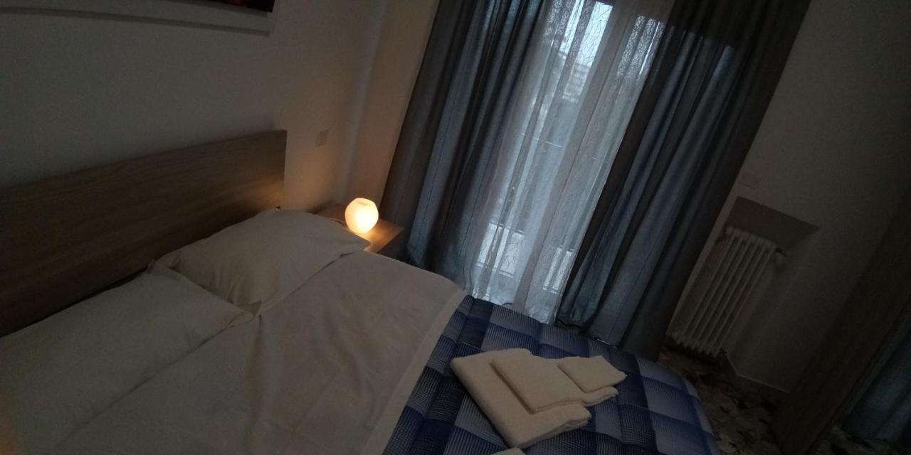 Station Suite Bari Eksteriør bilde